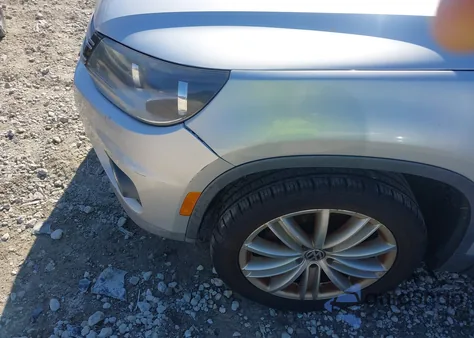 2012 Volkswagen Tiguan S/Se/Sel z USA, uszkodzony, nr VIN WVGAV7AXXCW531391